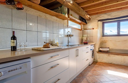 Saint-Sauveur-le-Vicomte House | Charming Private Villa for 4 with Ocean View & Amenities