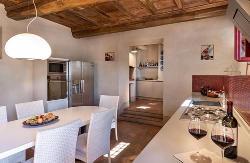 Villabuona Villa | Private Villa with Pool & Panoramic Views Near Lucca