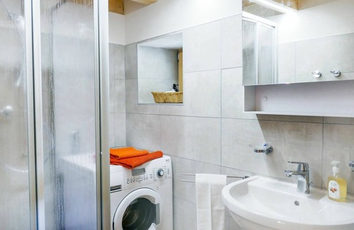 Malvaglia-dagro House | Cozy Private Villa for 4 with Pets, TV, and Parking