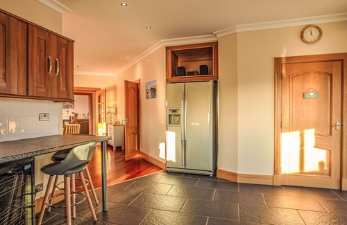 Aisgernis House | Wonderful private villa for 17 people with WIFI, hot tub, TV, patio and panoramic view