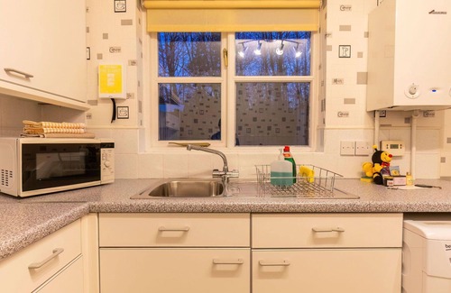 South Galson Villa | Charming Private Villa for 4 with WIFI and Kitchen Access