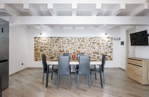Realmonte Villa | Inviting Private Villa with Ocean View and Pet-Friendly Perks