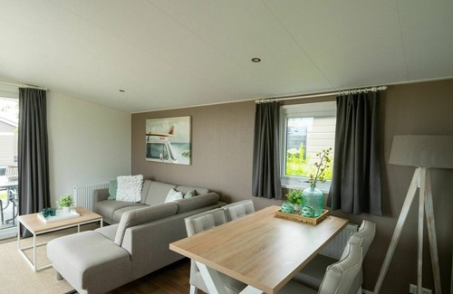 Enkhuizen House | Wonderful private villa for 4 guests with WIFI, TV, terrace and parking