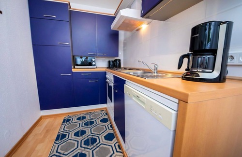 Marsberg House | Cozy Villa for 4 with WIFI, Terrace & Pet-Friendly Options