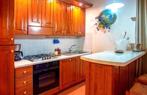 Bibbiena Villa | Inviting Private Villa with Pool, Pets Welcome and WIFI