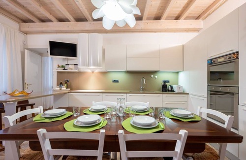 San Desiderio House | Inviting Private Villa for 6 with Pool and Wi-Fi Access