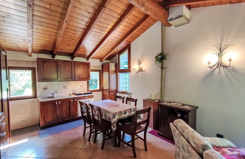 Naggio House | Wonderful private villa for 4 guests with TV, terrace, panoramic view and parking