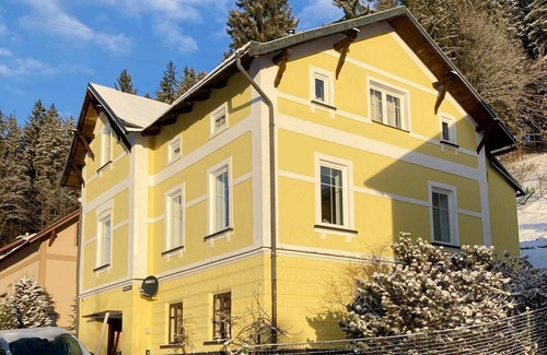 Svoboda nad Upou Villa | Inviting Private Villa for 12 with WIFI and Family Amenities