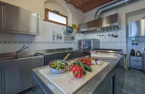 Le Piazze Villa | Private Villa with Pool, Hot Tub & Sauna near Cortona