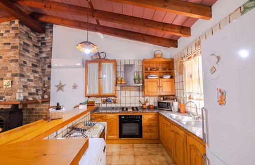 Escorca House | Inviting Oceanfront Villa for 6 with WIFI & Patio Access
