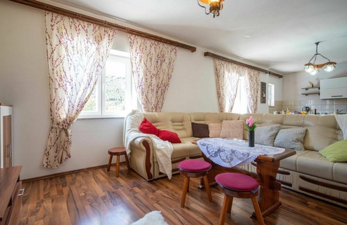 Senj House | Inviting Private Villa with Pool, Ocean View & Pet-Friendly