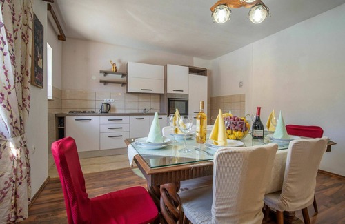 Senj House | Inviting Private Villa with Pool, Ocean View & Pet-Friendly