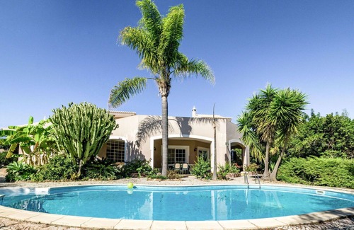 Silves House | Idyllic Private Villa with Pool, Hot Tub & Ocean Views