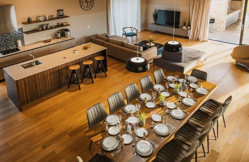 Brtonigla Villa | Private Villa for 12 with Ocean View, Pool & Hot Tub