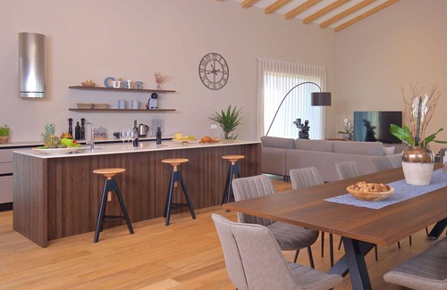 Brtonigla Villa | Private Villa for 12 with Ocean View, Pool & Hot Tub