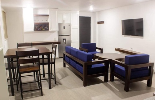 Ixtapa House | Perfect Residence: Studio 15 Min Walk to Beach & Dining