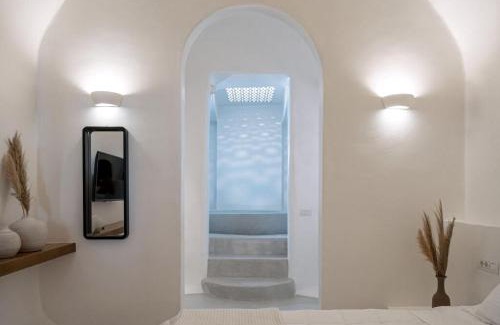 Exo Gonia Villa | Enchanting Santorini Villa with Outdoor Jacuzzi & Views