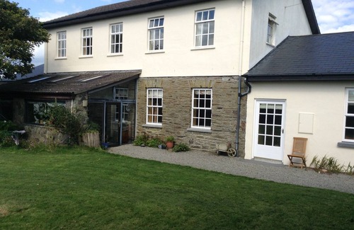 Butlerstown House | Family-Friendly Seaside Retreat with Ocean Views & Pool