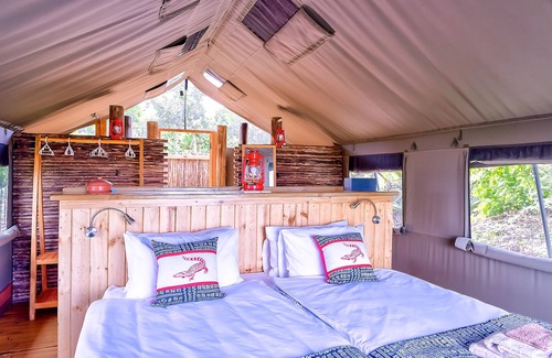 Maun Cabin | Wonderful tent by the river in the Okavango Delta