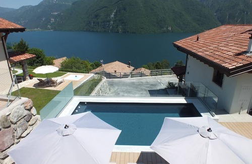 Anfo Apartment | Lake View Three-Room Apartment with Top Guest Reviews