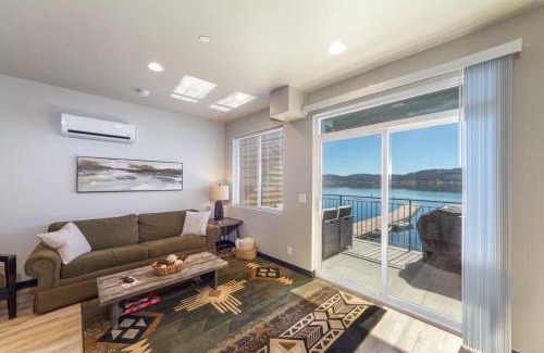 Valley House | Scenic Triplex Unit with Hot Tub and Breathtaking Lake Views