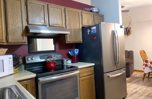 North Pole House | Wonderful Upper Unit, 2-bedroom home in North Pole Duplex