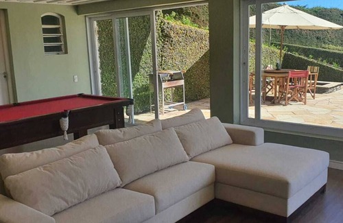 Jardim Manancial House | Scenic Views Just 10 Minutes from Capivari!