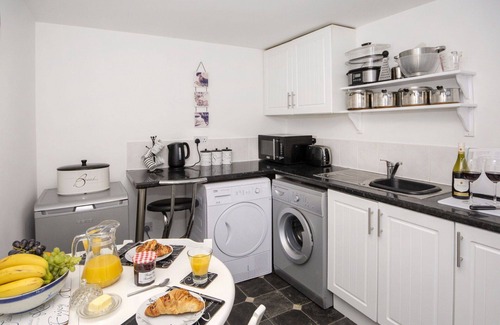Gardenstown House | Wonderful villa for 4 people with WIFI, TV and pets allowed