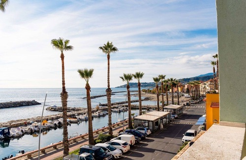 Riva Ligure House | Wonderful villa for 7 guests with WIFI, TV and balcony