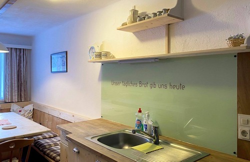 Ramsau am Dachstein Villa | Spacious Villa for 11 with WIFI, Balcony & Pet-Friendly Perks