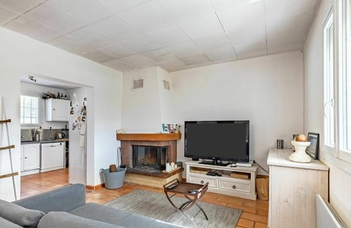 Rustrel House | Idyllic Private Villa for 4 with Pool and WiFi