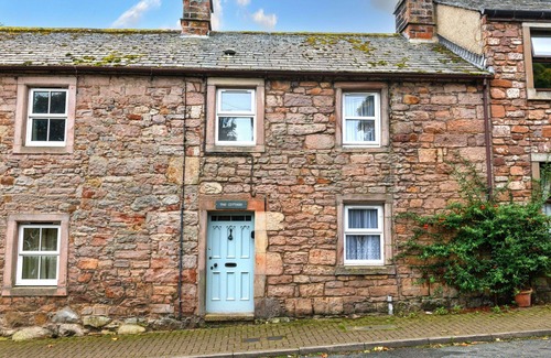 Greystoke House | Wonderful villa for 4 guests with WIFI, TV, pets allowed and parking