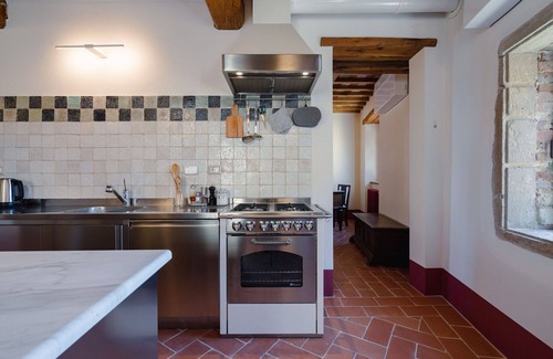 Casole d'Elsa House | Wonderful villa for 4 people with WIFI, A/C, TV, balcony and parking
