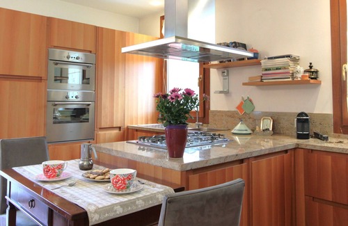 Monfumo Villa | Inviting Villa with Hot Tub, Pool & Pet-Friendly Amenities