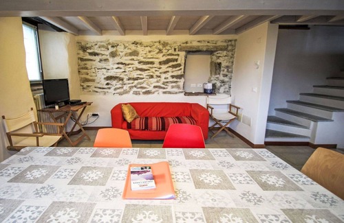Bracchio House | Wonderful villa for 6 guests with TV, patio and parking