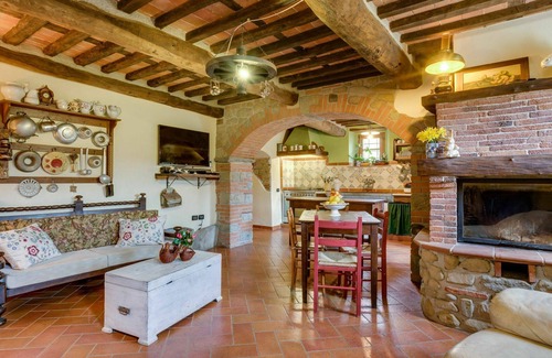 Pontito Villa | Beautiful Villa with Private Pool & Panoramic Views
