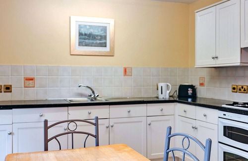 Eaton Mascott House | Wonderful villa for 4 people with WIFI, TV and pets allowed