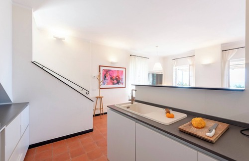 Recco Villa | Cozy Villa in Mulinetti with Oceanfront Views and Breakfast