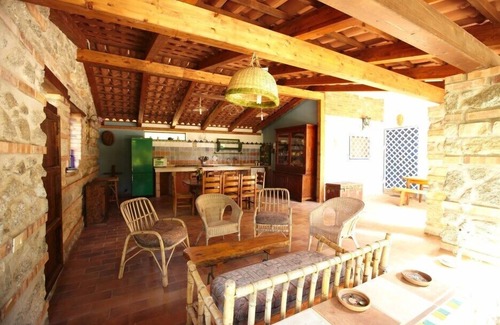 San Nicolo Villa | Relaxing Villa Near the Beach with Pool and Spa Amenities