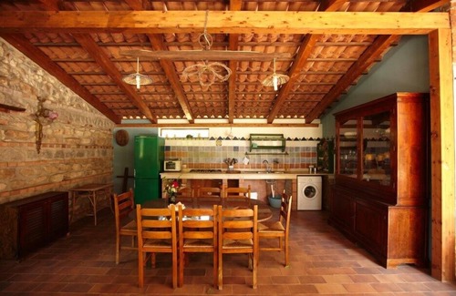 San Nicolo Villa | Relaxing Villa Near the Beach with Pool and Spa Amenities
