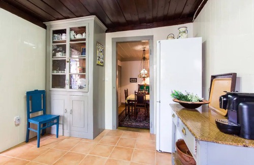 Obidos Villa | Idyllic Villa with Pool and Gardens Near Óbidos