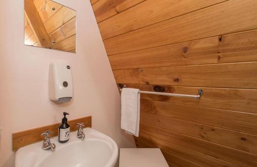 Makarora Resort | Relax at Wonderland Makarora Lodge with Great Amenities