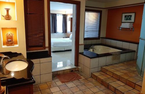 Taman Tanjung Ski Chalet | Oceanfront Wonderland Private Chalets in Port Dickson