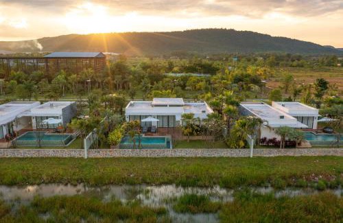 Prey Nob Resort | Discover Wonderland Suites and Resort with Oceanfront Views