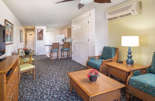 Kihei Resort | Beautiful Kihei Resort Studio with Pool and Spa Access