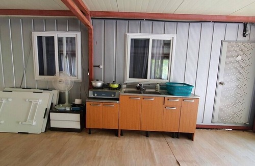 Buk House | Explore Wondumag Minbak: Family-Friendly with Breakfast Included