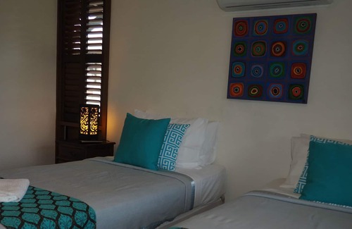 Wongaling Beach Apartment | Wongalinga Absolute Beachfront Retreat with Family Amenities