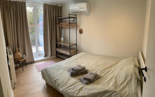 Wingene House | Relaxing Retreat in a Tranquil Forest Setting