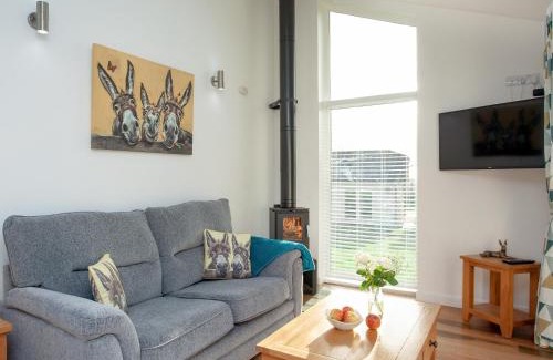 Sidmouth House | Pet-Friendly Wonkey Donkey Cottage with 9.5/10 Rating