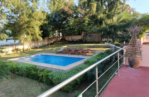 Catembe Bed & Breakfast | Wonna Bay Vila Lodge-Catembe: Oceanfront Retreat with Pool